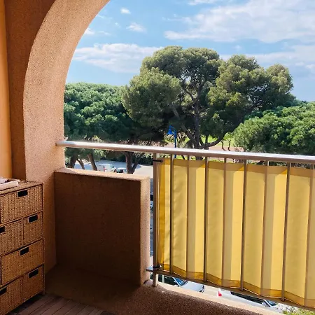 Superbe Studio Climatise, Sur Le Port D'Hyeres Hyères